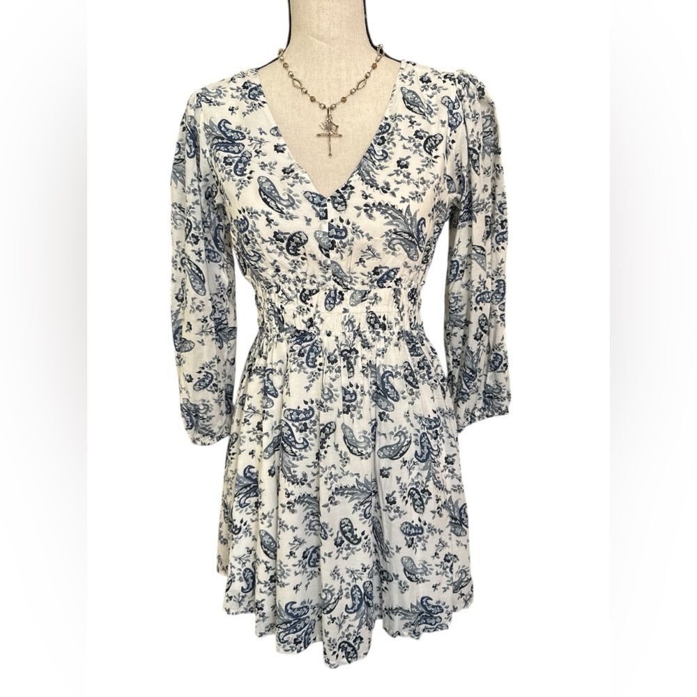 Lucky Brand Paisley Smocked Mini Dress Women's Small Blue White Floral V-Neck
